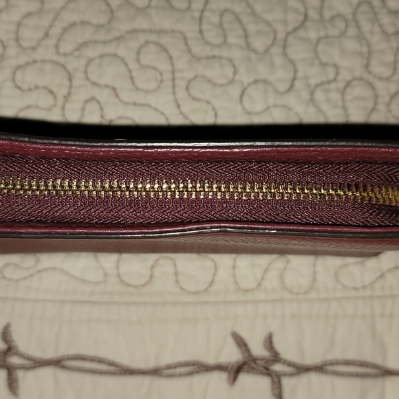 MK merlot pebbled leather wallet - Picture 9 of 11